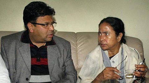 রোশন গিরি ও মমতা ব্যানার্জি
