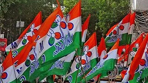 রাজ্যে ২০০-র বেশি আসনে এগিয়ে গেল TMC, কেরালায় বাম, তামিলনাড়ুতে DMK, আসাম-পুদুচেরিতে BJP এগিয়ে