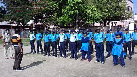 পুলিশের তুলনায় সিভিক ভলান্টিয়ারের সংখ্যা বেশি, মানবাধিকার কমিশনের রিপোর্টে আশঙ্কা প্রকাশ