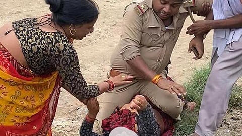 উত্তরপ্রদেশের কানপুর দেহাতের ঘটনা