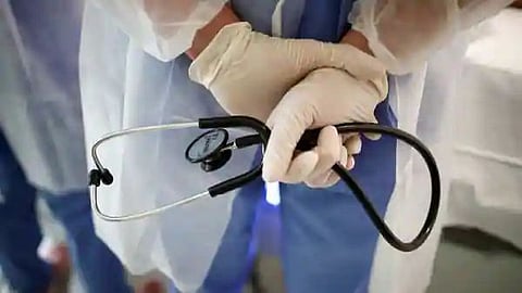 Reservation in Medical: OBC-দের জন্য ২৭%, আর্থিকভাবে দুর্বলদের জন্য ১০% সংরক্ষণের নির্দেশ কেন্দ্রের