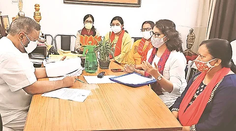 শিক্ষিকা সংগঠনের প্রতিনিধিদল