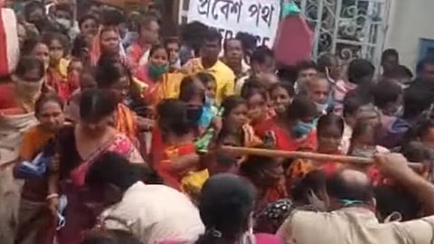 হুগলীর খানাকুলে লক্ষ্মীর ভান্ডার প্রকল্প ঘিরে হুড়োহুড়ি