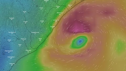 Cyclone Gulab: ধেয়ে আসছে ঘূর্ণিঝড়, আশংকা প্রবল দুর্যোগের