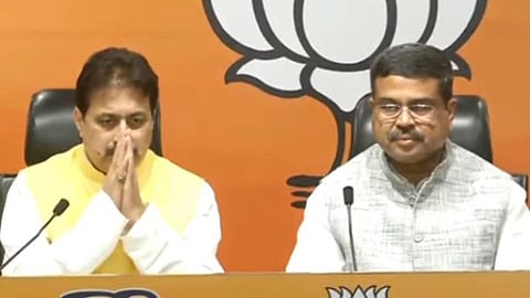 কংগ্রেস বিধায়ক রাজকুমার যোগ দিলেন বিজেপিতে