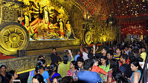 Durga Puja: সংক্রমণের হার ৫ শতাংশের বেশি হলে জনসমাগমের অনুমতি নয়, কেন্দ্রের নির্দেশিকা