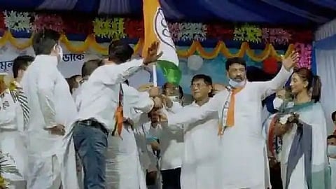 তৃণমূলে যোগ দিলেন মইনুল হক