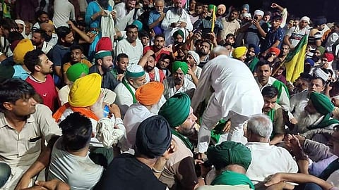 কার্নালে কৃষকদের অবস্থানে রাকেশ টিকায়েত