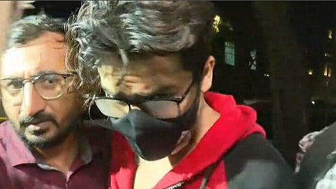 Rave Party: কর্ডেলিয়াতে এনসিবি তল্লাশির সময় এক বিজেপি নেতা সহ দুই বহিরাগত কেন? প্রশ্ন এনসিপি নেতার