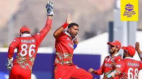 T20 WC 2021: মরুদেশে পর্দা উঠলো বিশ্বকাপের, পাপুয়া নিউগিনিকে ১০ উইকেটে হারিয়ে অভিযান শুরু ওমানের