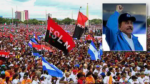 ড্যানিয়েল ওর্তেগা ( ইনসেটে )