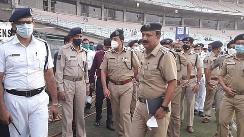 ইডেনে পুলিশি নিরাপত্তা