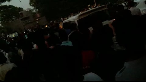 মন্ত্রী সুব্রত সাহার গাড়ির ওপর হামলা