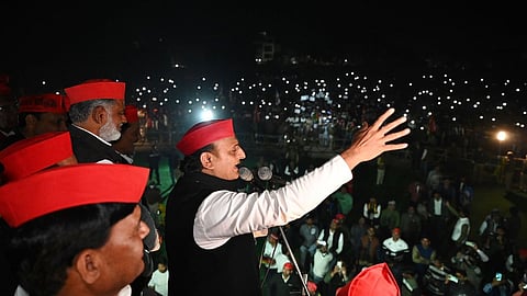 এটাওয়াতে জনসভায় অখিলেশ যাদব