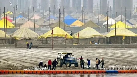 মাঘমেলার প্রস্তুতি চলছে