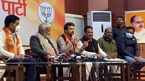 বিজেপিতে যোগ দিলেন অসীম অরুণ