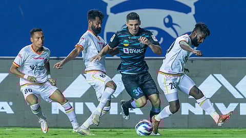 কেরালা ব্লাস্টার্স বনাম এসসি ইস্টবেঙ্গল