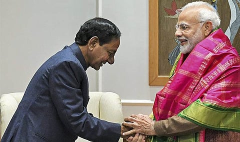 কেসিআরের সাথে নরেন্দ্র মোদী