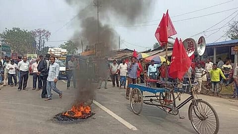 কালনায় বিক্ষোভ বাম কর্মীদের