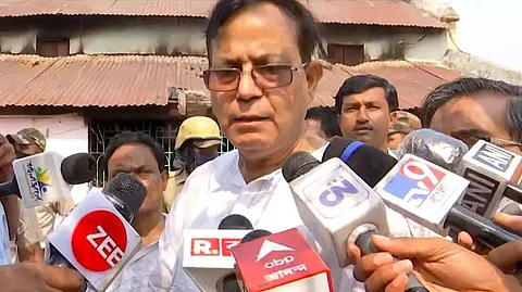 সংবাদমাধ্যমের মুখোমুখি সেলিম