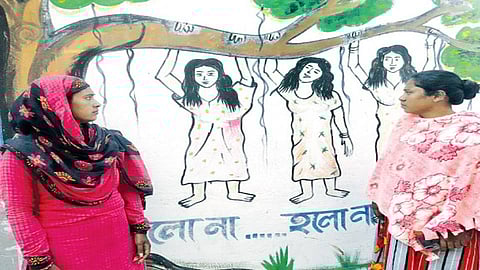 তুহিনার দুই বোন ঝর্ণা বিবি ও কুহেলি বিবি