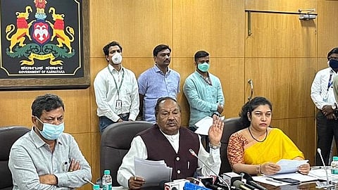 ইস্তফা দিলেন কর্ণাটকের মন্ত্রী কে এস ঈশ্বরাপ্পা