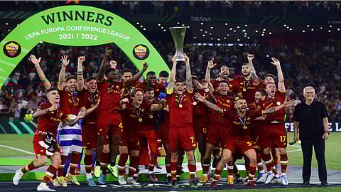 UEFA Conference League: ৬১ বছর পর শিরোপা জিতলো রোমা, ইতিহাস গড়লেন জোসে মরিনহো