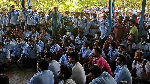 চেন্নাইতে ফোর্ড ইন্ডিয়া কারখানায় শ্রমিক বিক্ষোভ