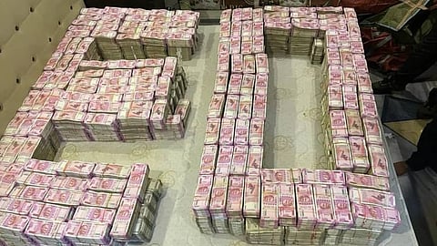 অর্পিতা মুখার্জির বাড়ি থেকে উদ্ধার হওয়া টাকা