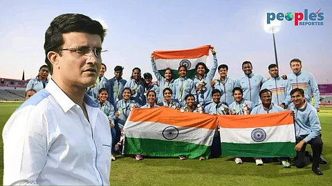 রূপোজয়ী ভারতীয় মহিলা ক্রিকেট দলের সমালোচনায় সৌরভ গাঙ্গুলি