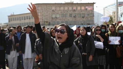 আফগানিস্তানের বিশ্ববিদ্যালয়ে ছাত্রীদের বিক্ষোভ