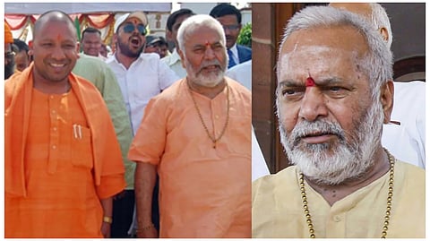 যোগী আদিত্যনাথের সাথে স্বামী চিন্ময়ানন্দ