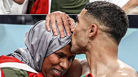 আশরাফ হাকিমি ও তাঁর মা