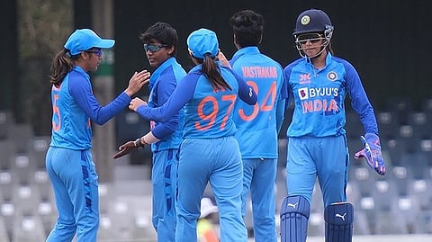 ভারতীয় মহিলা ক্রিকেট দলের সদস্যরা