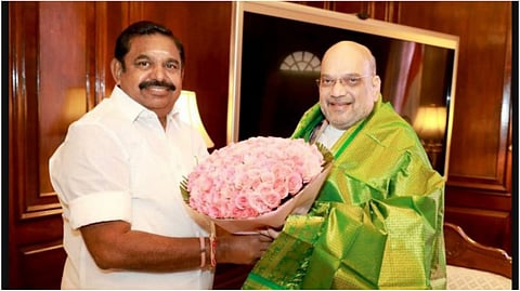 পালানিসামির সাথে অমিত শাহ