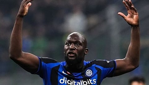 রোমেলু লুকাকু