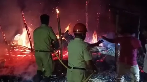 বিশালগড়ে হামলা, অগ্নিসংযোগ