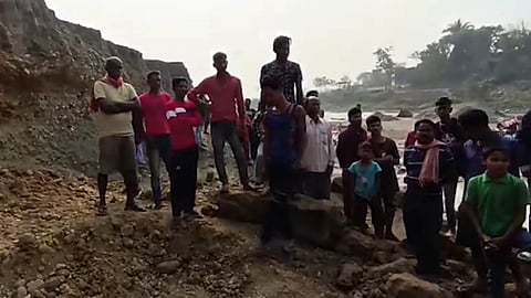 বালাসন নদীর চর