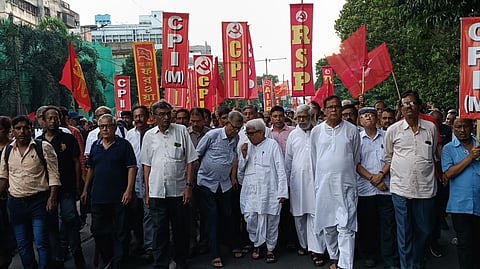 নির্বাচন কমিশন দফতরের উদ্দেশ্যে বামেদের বিক্ষোভ মিছিল