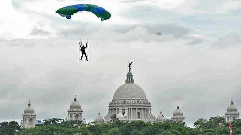 ঝাঁপ দেওয়ার মুহূর্ত