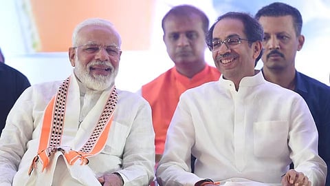 প্রধানমন্ত্রী নরেন্দ্র মোদীর সাথে উদ্ধব ঠাকরে