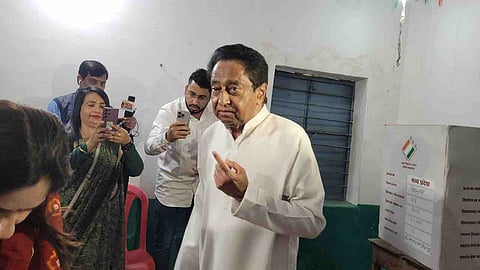 ভোটদানের পর মধ্যপ্রদেশের প্রাক্তন মুখ্যমন্ত্রী কমলনাথ