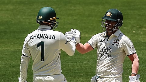 ‘স্বাধীনতা মানুষের অধিকার’ লিখে অনুশীলনে নামায় ICC-র হুশিয়ারির মুখে উসমান খোয়াজা