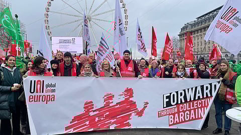 মঙ্গলবার ব্রাসেলসে শ্রমিক বিক্ষোভ