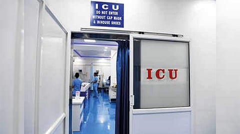 পরিবারের অনুমতি ছাড়া রোগীকে ICU-তে ভর্তি করতে পারবে না হাসপাতাল কর্তৃপক্ষ, জারি সরকারি নির্দেশিকা