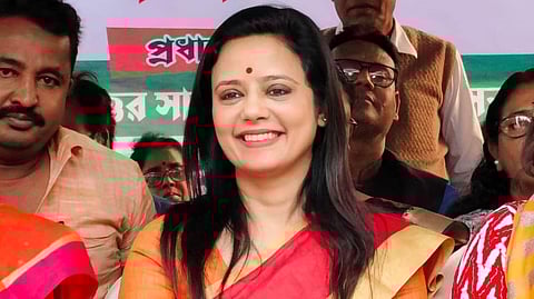 মহুয়া মৈত্র