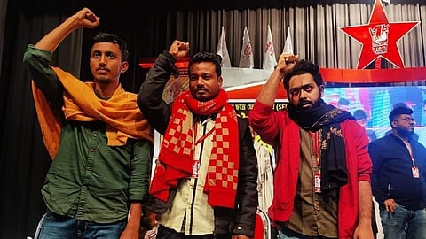 সৌভিক দাসবক্সী, প্রণয় কায্যী এবং দেবাঞ্জন দে (বামদিক থেকে)
