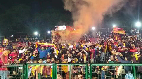 সুপার কাপ জয়ের পর ক্লাব তাঁবুতে উচ্ছ্বাস ইস্টবেঙ্গল সমর্থকদের