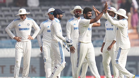 ছিটকে গেলেন জাদেজা এবং রাহুল