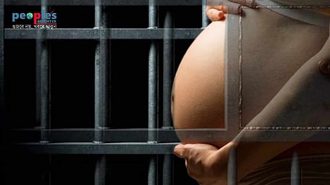 WB: কারাগারের মধ্যেই অন্তঃসত্ত্বা হয়ে পড়ছেন মহিলা কয়েদিরা! এক বছরে জন্ম নিয়েছে প্রায় ২০০ শিশু